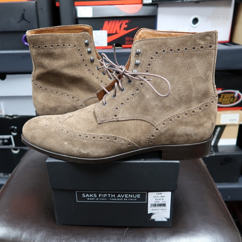 Cuoio size 9 Saks fifth